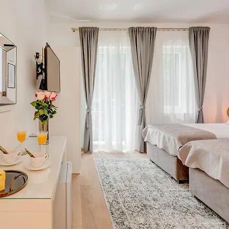 Capital And Gostinjska kuća 4*